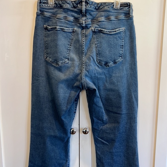 The most amazing jeans I’ve ever owned. So comfortable, high waisted, and soft. - Picture 7 of 9